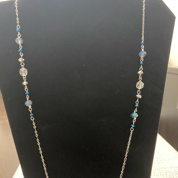 H: Sapphire Blue Necklace - Picture 3 of 9